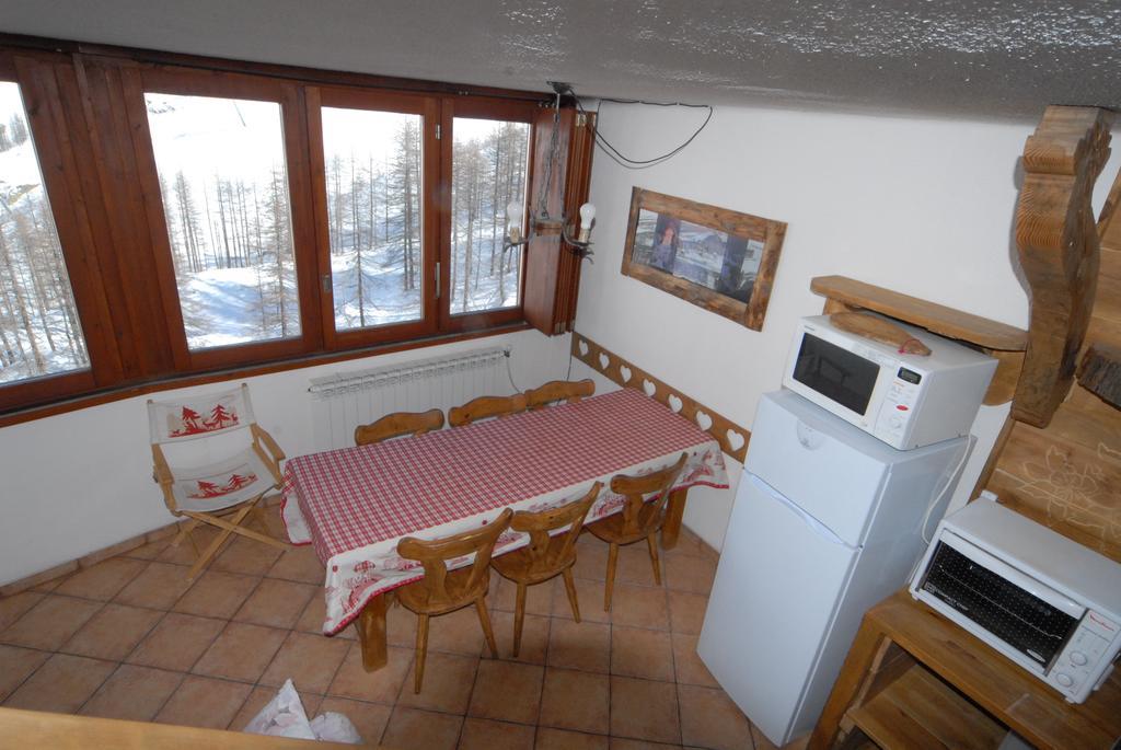 La Coquille Apartment Бройл-Червиня Екстериор снимка